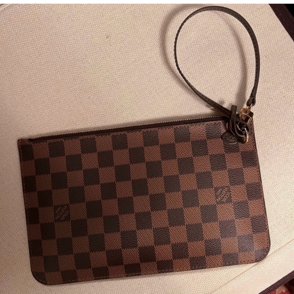 Authentic NEW Louis Vuitton Neverfull GM damier ebene wristlet pouch - Picture 4 of 10